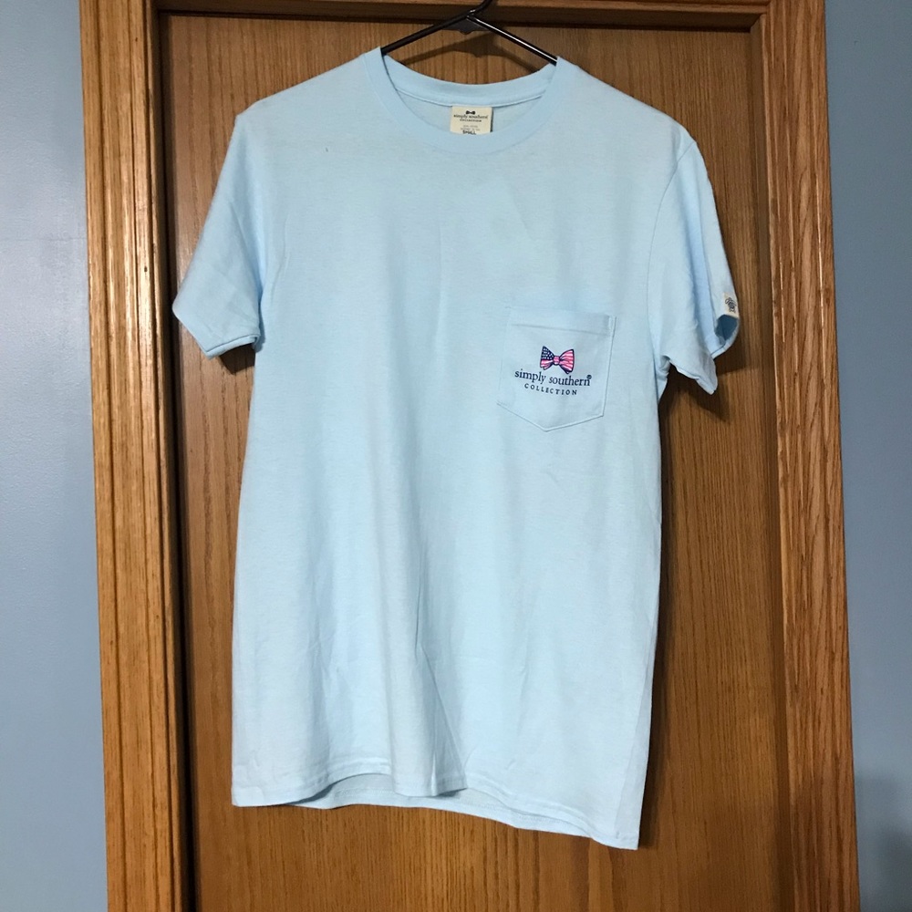 NWT Women’s Simply Southern Pocket Tee